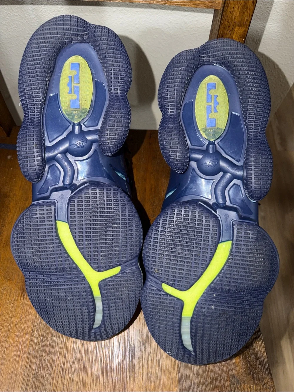 Nike LeBron James 19 Fast Food Navy & Teal Basketball Sneakers